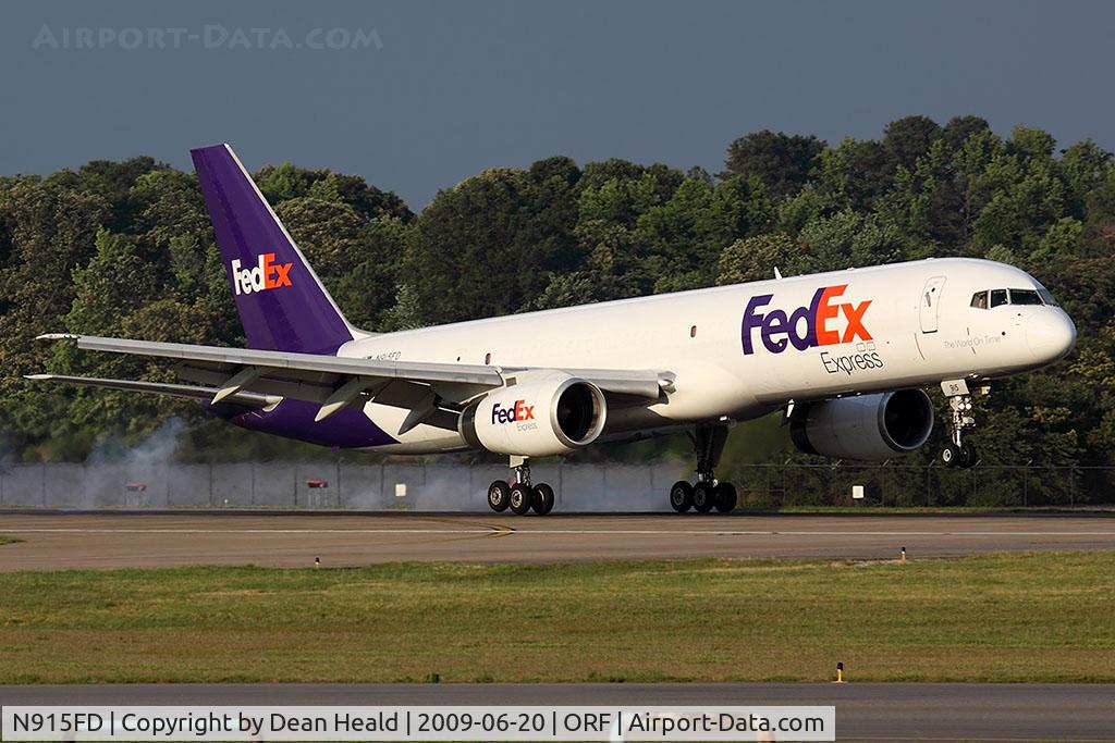 N915FD, 1988 Boeing 757-236 C/N 24120, FedEx N915FD (FLT FDX307) touching down on RWY 23 from Memphis Int'l (KMEM). The KMEM-KORF route has been serviced with 757 equipment as well as the usual 727 equipment for the past several weeks.