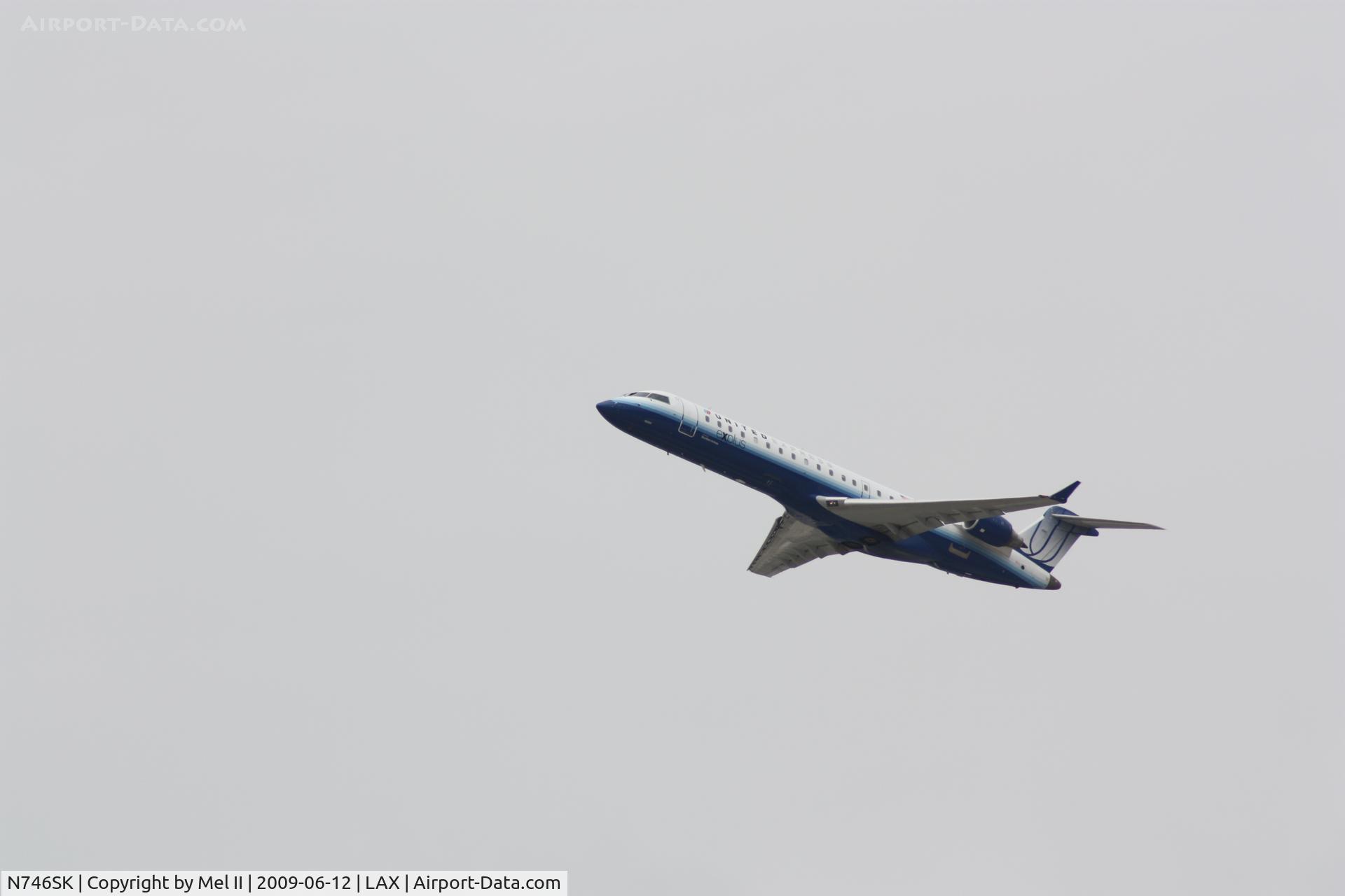 N746SK, 2005 Bombardier CRJ-700 (CL-600-2C10) Regional Jet C/N 10202, SKW6219 - KLAX-KDFW - Departing RWY 25R