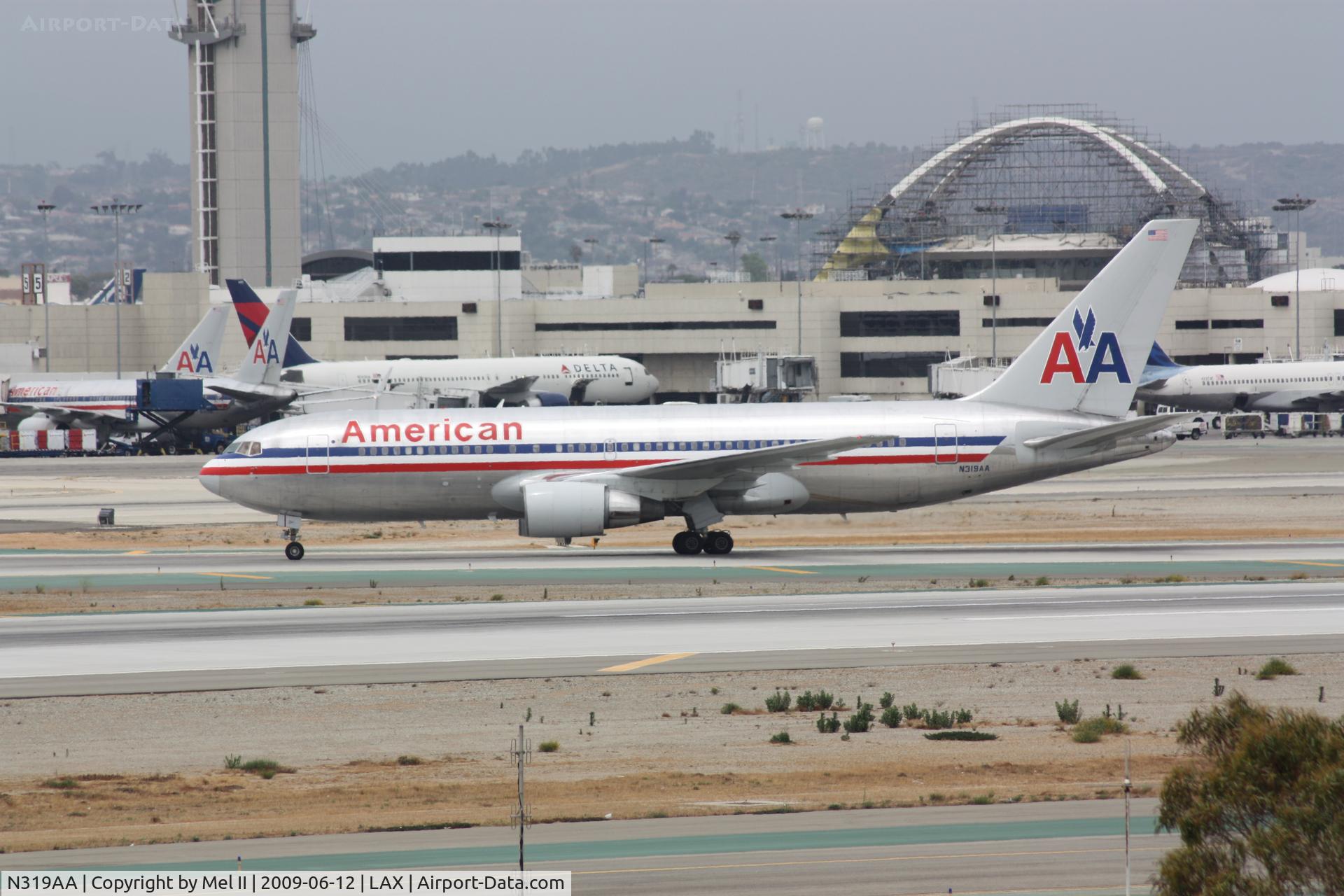 N319AA, 1985 Boeing 767-223 C/N 22320, AAL19 - KJFK-KLAX - Landing RWY 25L