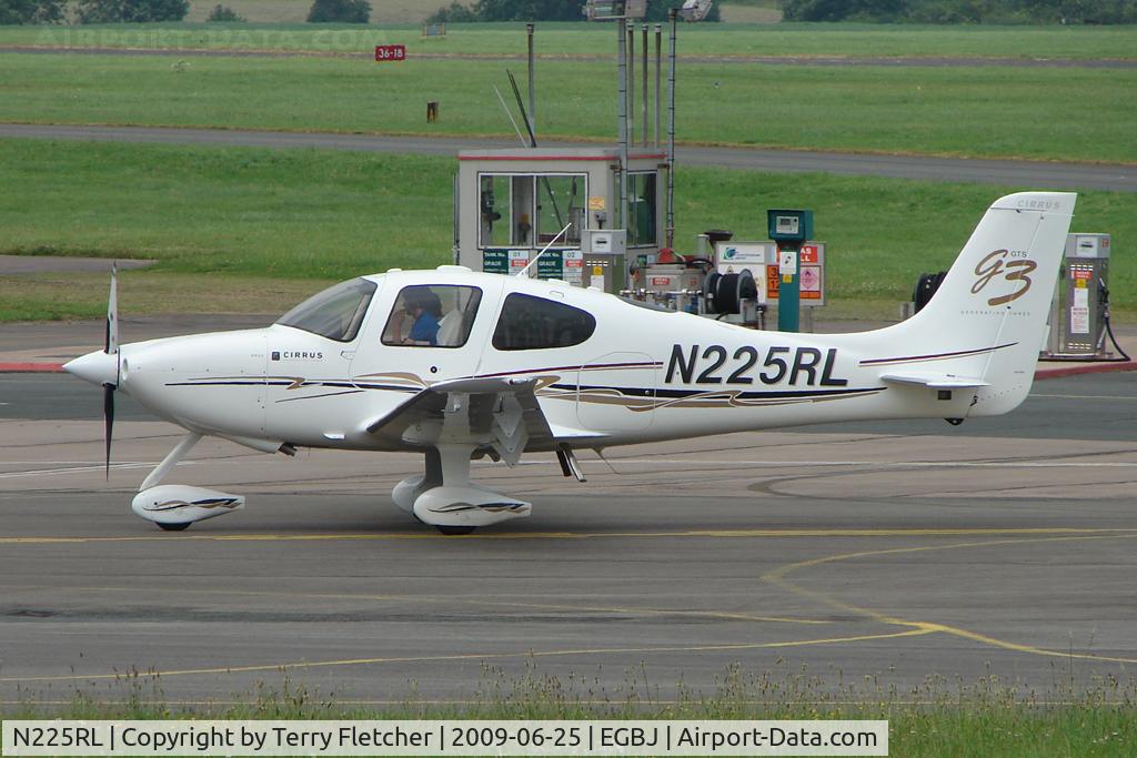 N225RL, Cirrus SR22 G3 GTS C/N 2981, Cirrus SR22 at Staverton