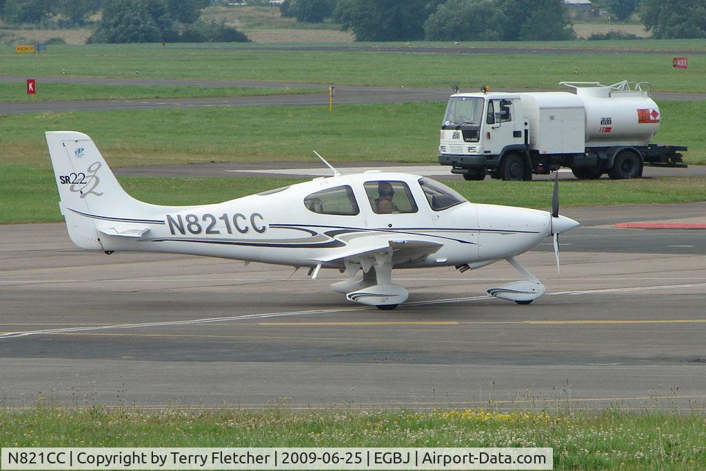 N821CC, 2005 Cirrus SR22 G2 C/N 1427, Cirrus SR22 at Staverton