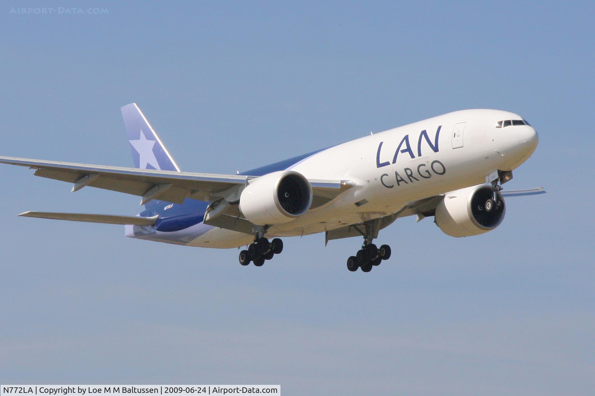 N772LA, 2009 Boeing 777-F6N C/N 37708, EHSC Schiphol RWY 36R