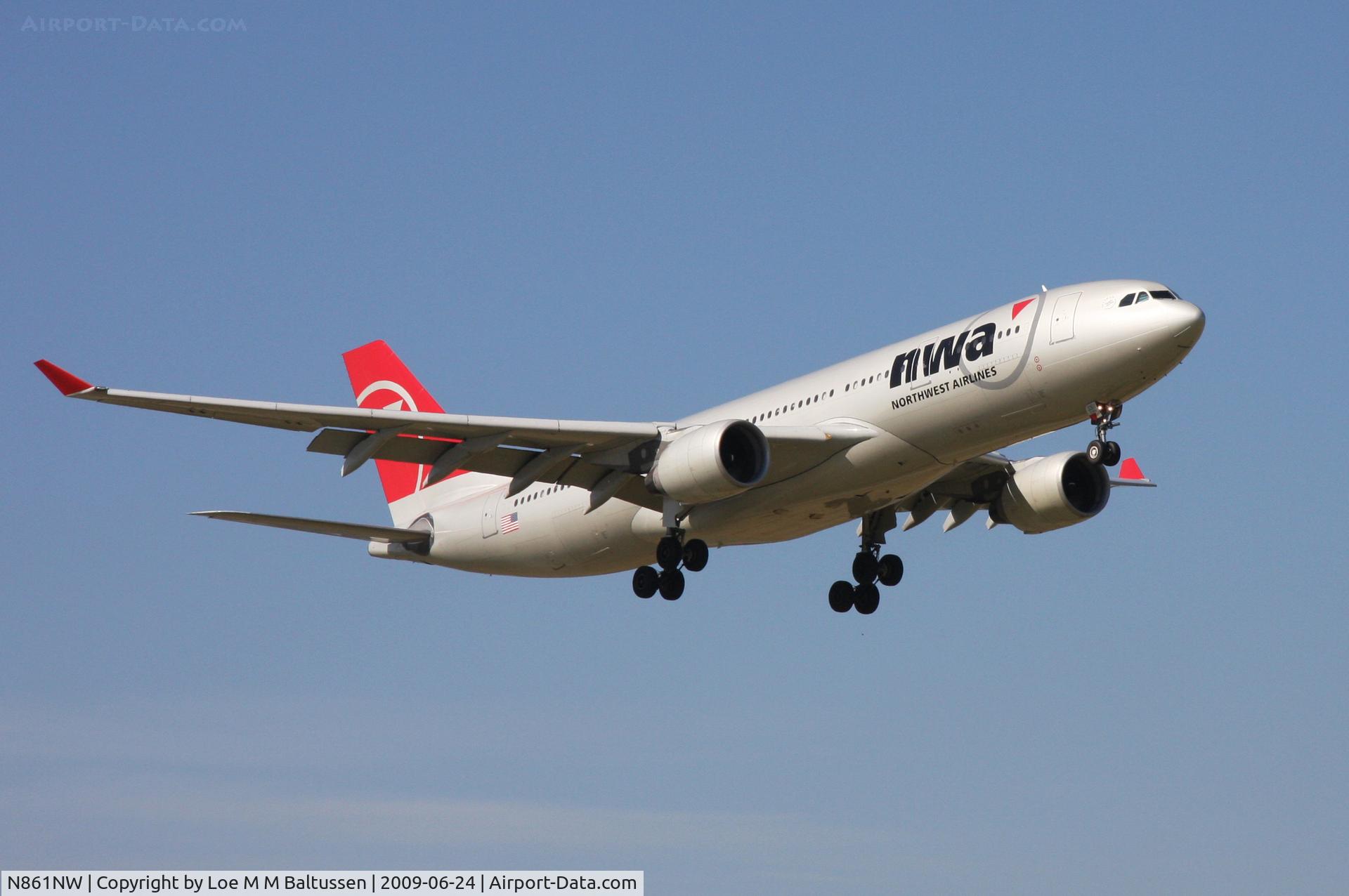 N861NW, 2006 Airbus A330-223 C/N 0796, EHSC Schiphol RWY 36R