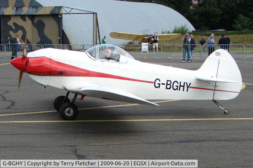 G-BGHY, 1986 Taylor Monoplane C/N PFA 1455, Homebuilt at North Weald on 2009 Air Britain Fly-in Day 1