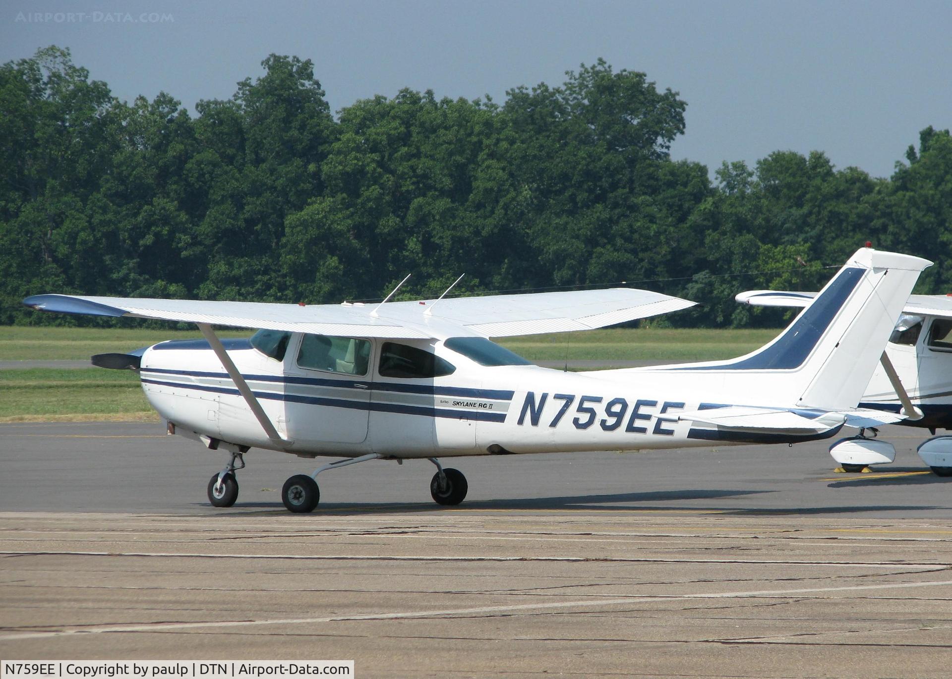 N759EE, 1979 Cessna TR182 Turbo Skylane RG C/N R18201241, At Downtown Shreveport.