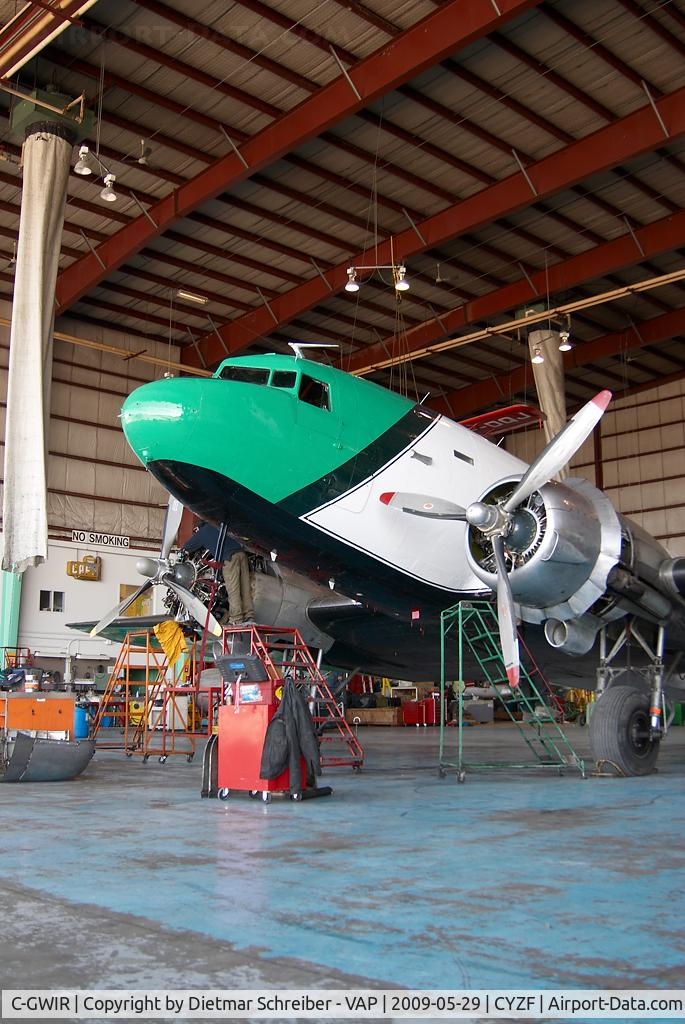 C-GWIR, 1942 Douglas C-47A-20-DL (DC-3) C/N 9371, Buffalo Airways DC3