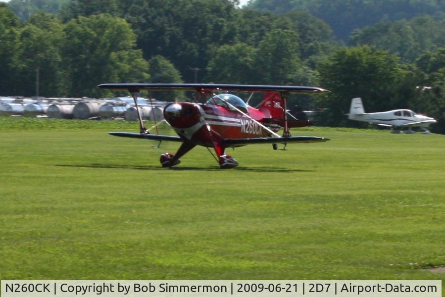 N260CK, 1991 Aviat Pitts S-2B Special C/N 5225, Landing on 28 at the Beach City, Ohio Father's Day fly-in.