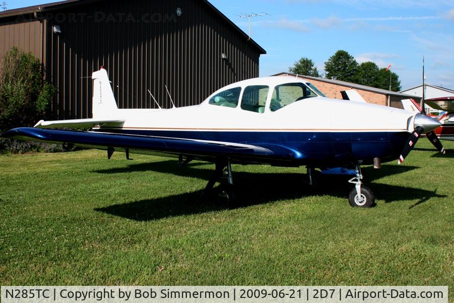 N285TC, 1947 North American Navion (NA-145) C/N NAV-4-473, Father's Day fly-in at Beach City, Ohio