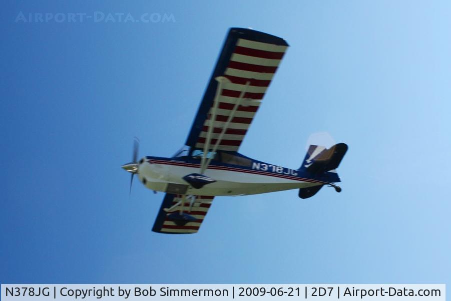 N378JG, 1992 American Champion 8KCAB Super Decathlon C/N 680-92, Overflying Father's Day fly-in at Beach City, Ohio.