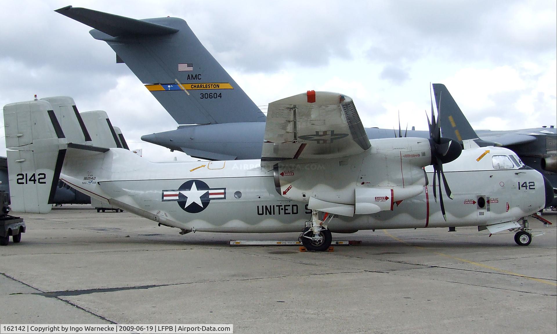 162142, 1985 Grumman C-2A Greyhound C/N 22, Grumman C-2A Greyhound (upgraded with NP2000 Propellers) of US Navy at the Aerosalon 2009, Paris