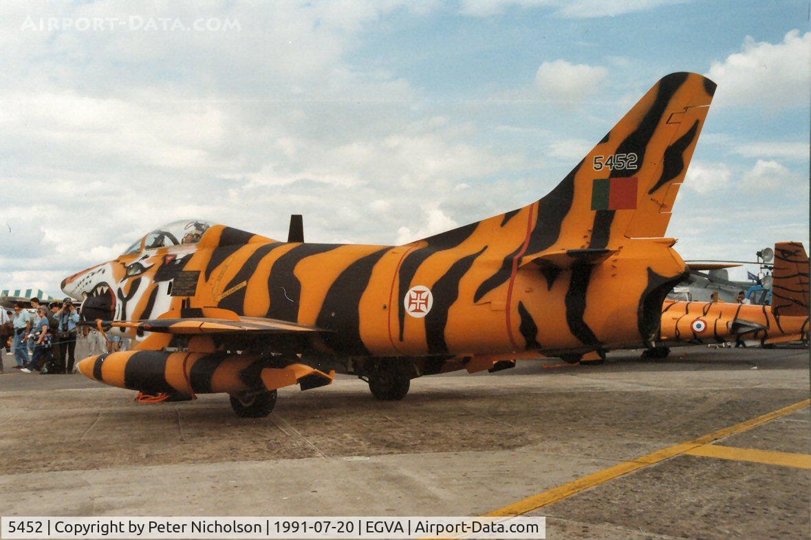 5452, Fiat G-91R/3 C/N D469, G-91R of 301 Esquadron Portuguese Air Force at the Tiger Meet of the 1991 Intnl Air Tattoo at RAF Fairford.