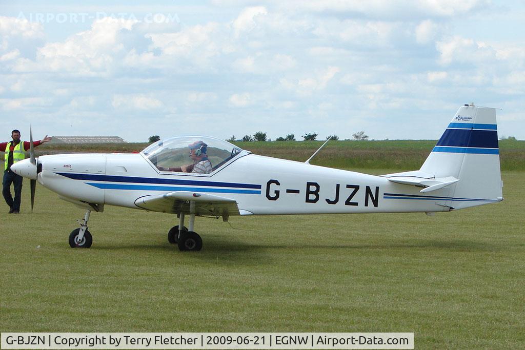 G-BJZN, 1982 Slingsby T-67A Firefly C/N 1997, at Wickenby on 2009 Wings and Wheel Show