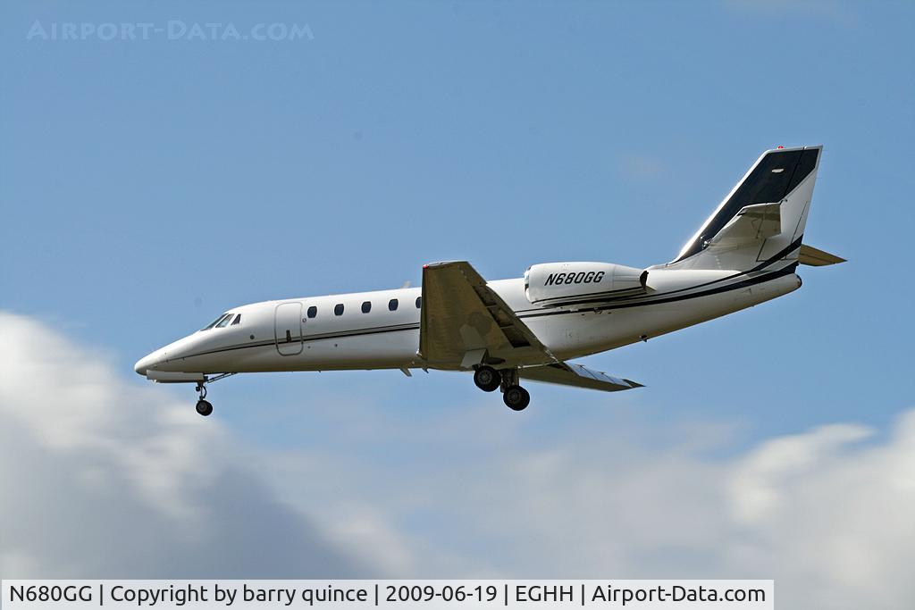 N680GG, 2006 Cessna 680 Citation Sovereign C/N 680-0104, CLOSE TO RW 26