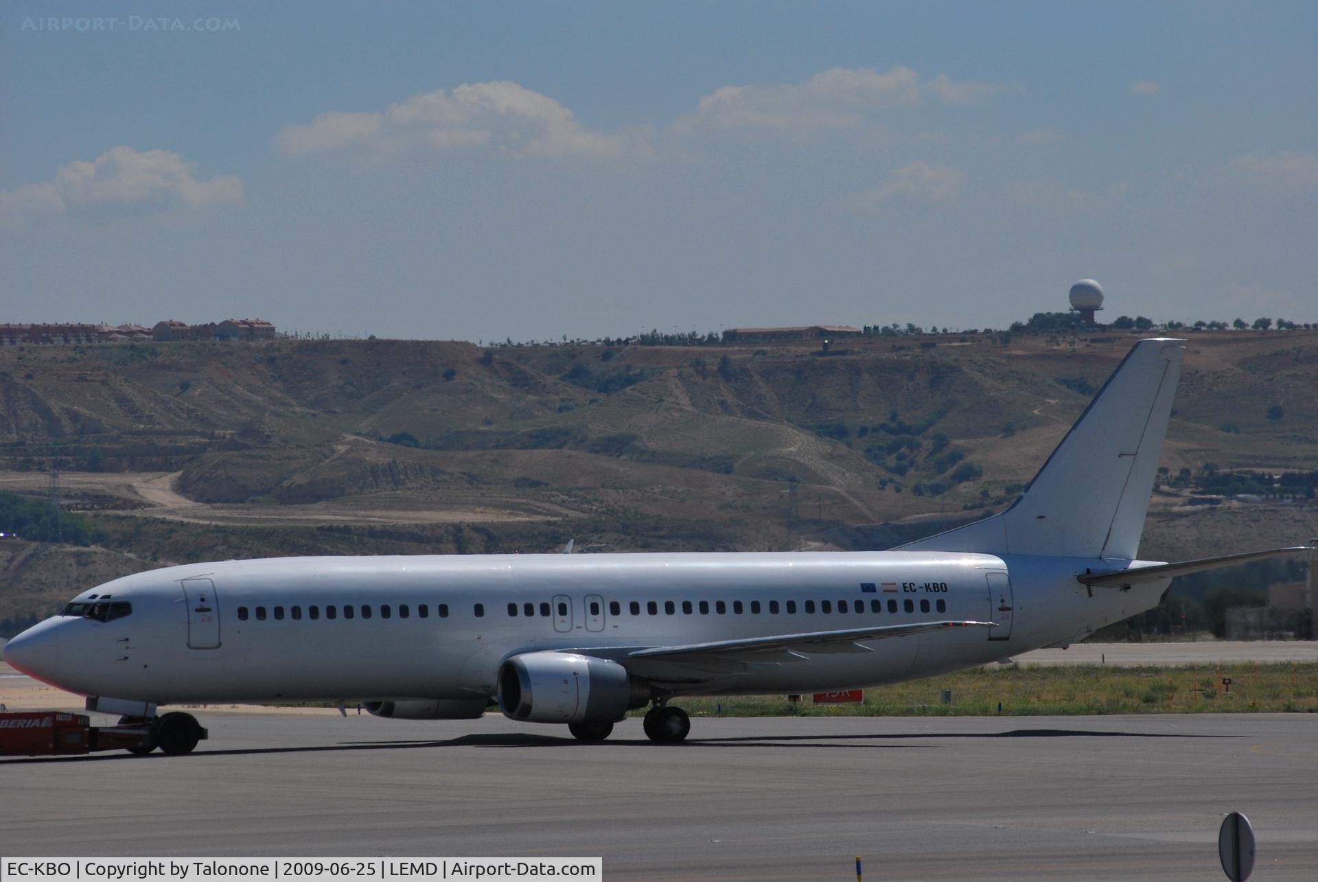 EC-KBO, 1988 Boeing 737-4Y0 C/N 23870, On his way to mentenance