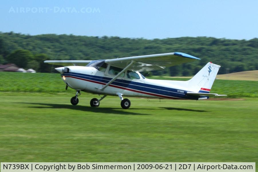N739BX, 1978 Cessna 172N C/N 17270423, Departing 28 at the Beach City, Ohio Father's Day fly-in.
