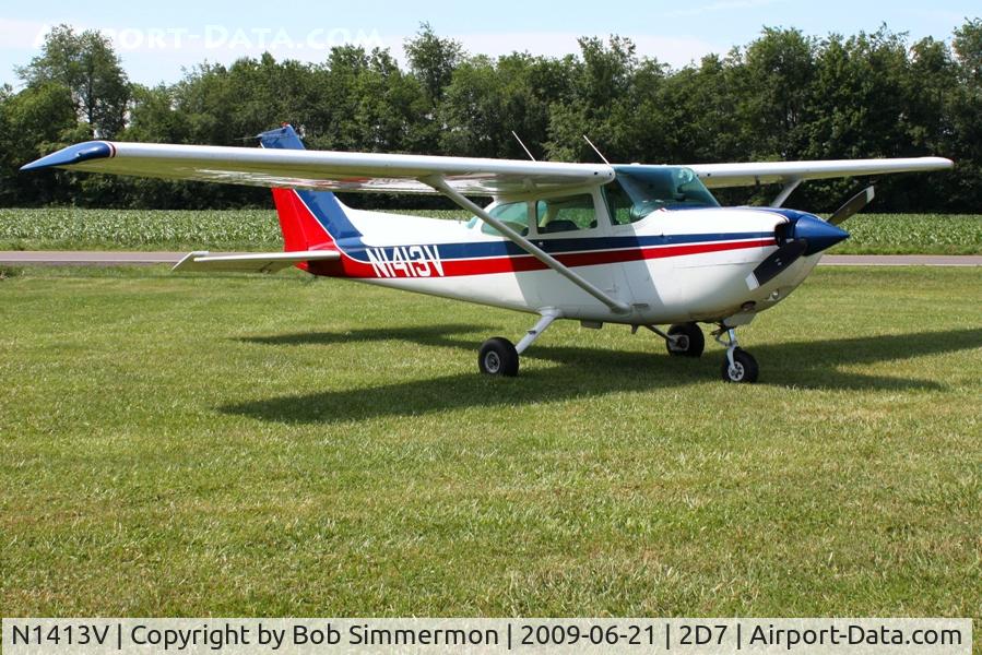 N1413V, 1976 Cessna R172K Hawk XP C/N R1722187, Father's Day fly-in at Beach City, Ohio