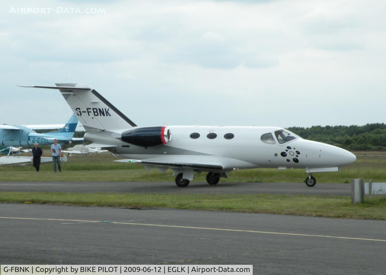 G-FBNK, 2008 Cessna 510 Citation Mustang Citation Mustang C/N 510-0067, NOVEMBER KILO GOING PAST THE CAFE