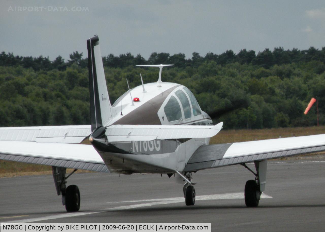 N78GG, 1977 Beech F33A Bonanza C/N CE-699, LINEING UP ON RWY 25