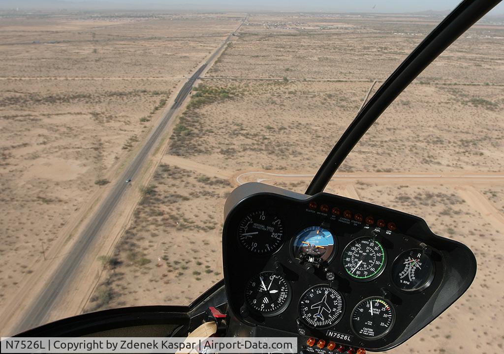 N7526L, 2004 Robinson R44 II C/N 10286, Casa Grande in Flight