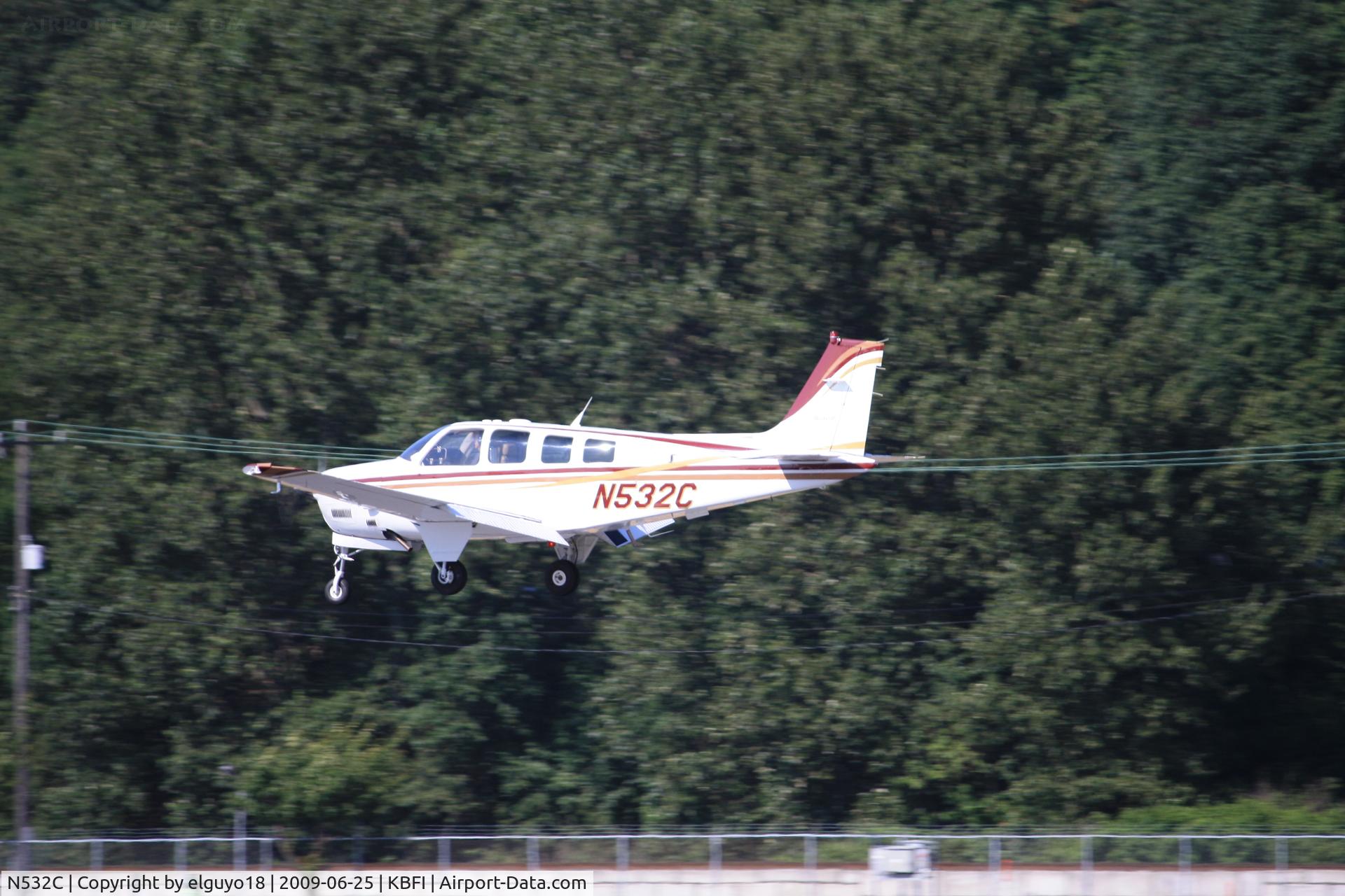 N532C, 2002 Raytheon Aircraft Company B36TC Bonanza C/N EA-691, LANDING AT SEATTLE