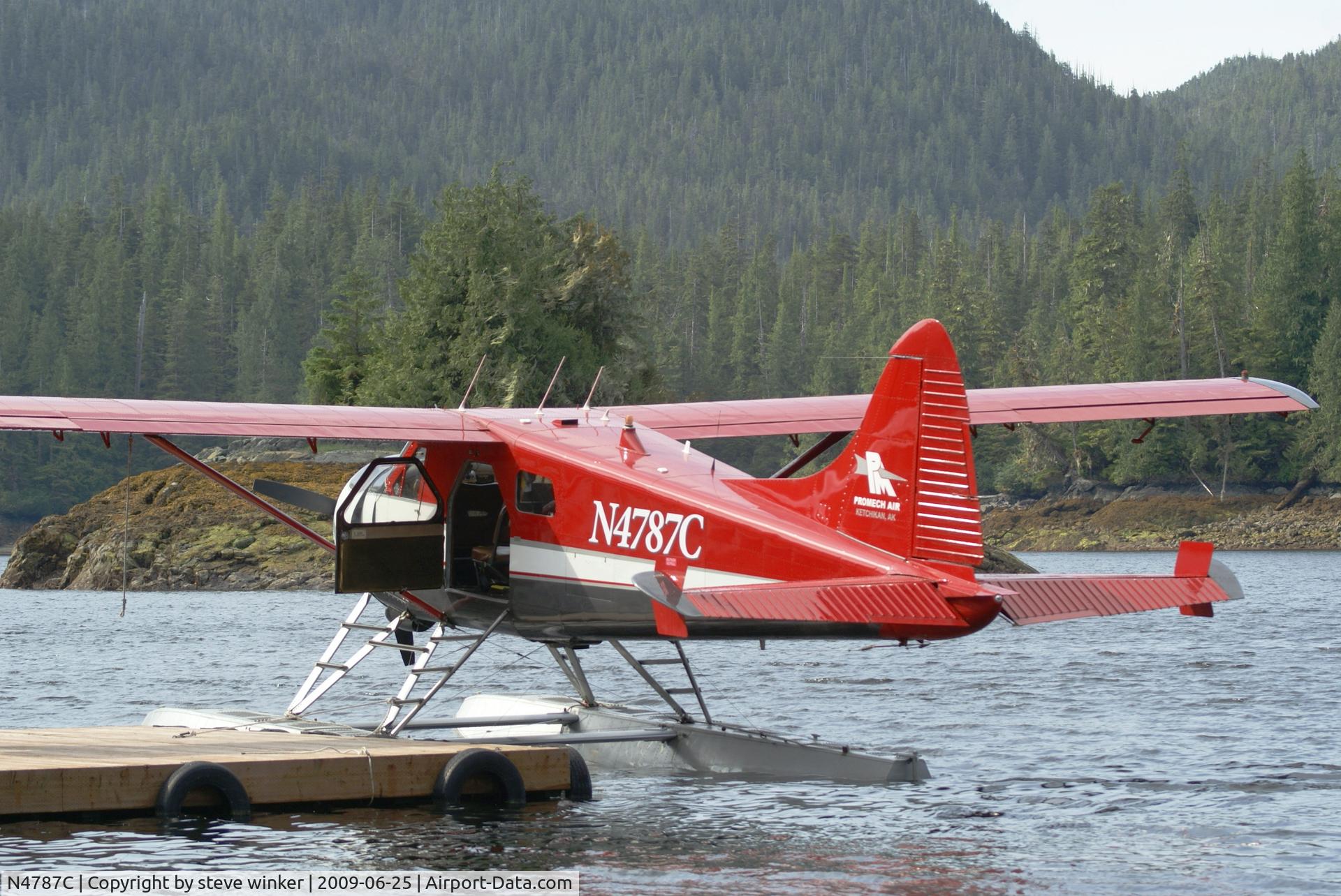 N4787C, De Havilland Canada Beaver DHC-2 C/N 1330, Docked at Clover Bay