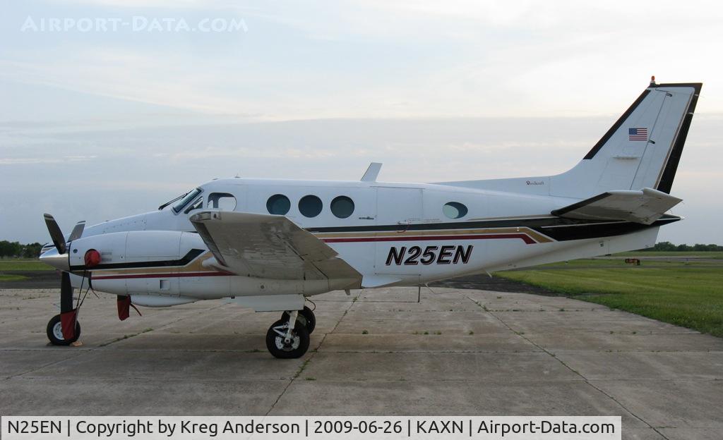 N25EN, 1979 Beech E90 King Air C/N LW-239, 1979 Beech E90 King Air