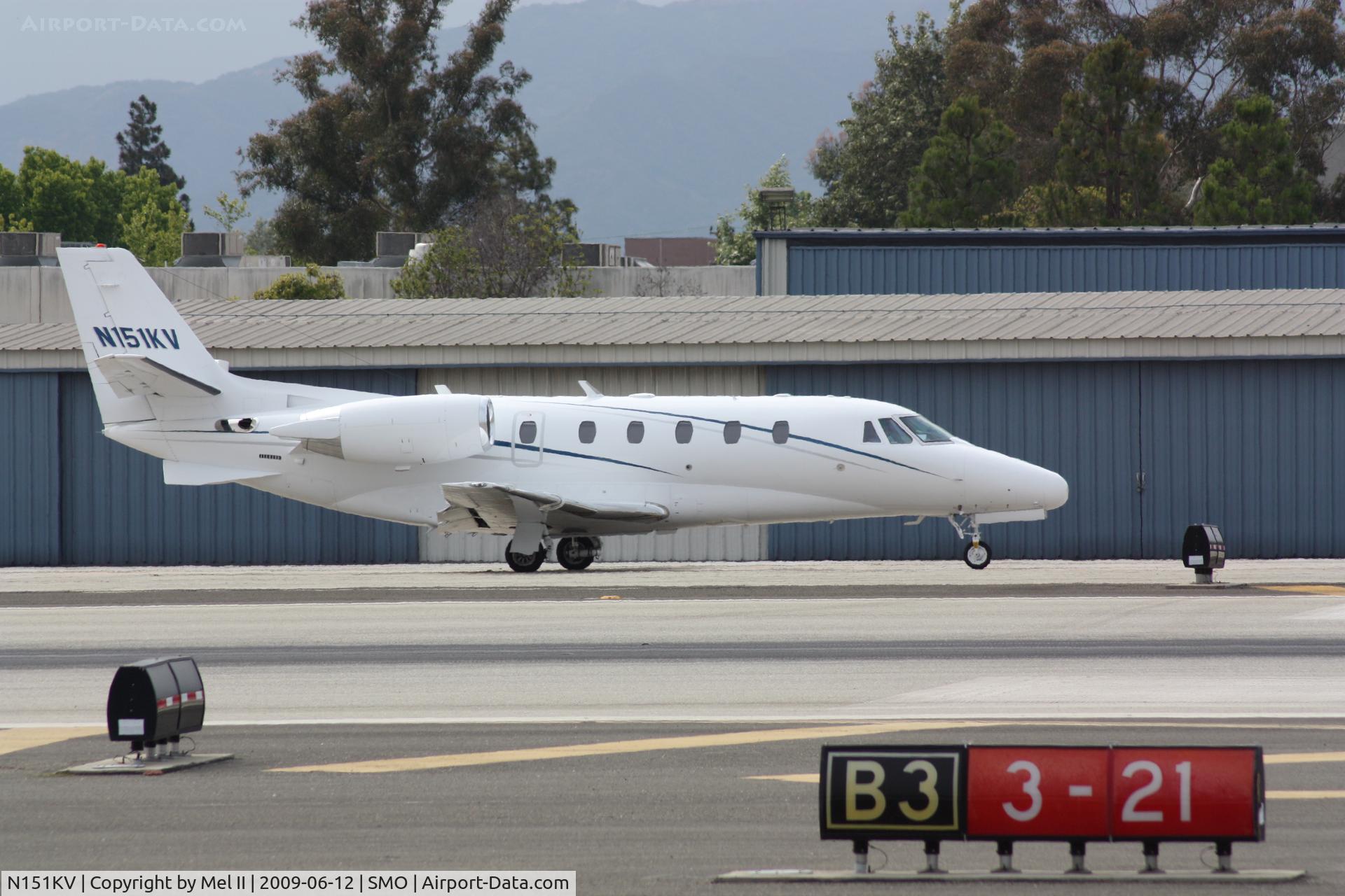N151KV, 2003 Cessna 560XL Citation Excel C/N 560-5320, KSMO-KUDD - Taxiing For Departure RWY 21
