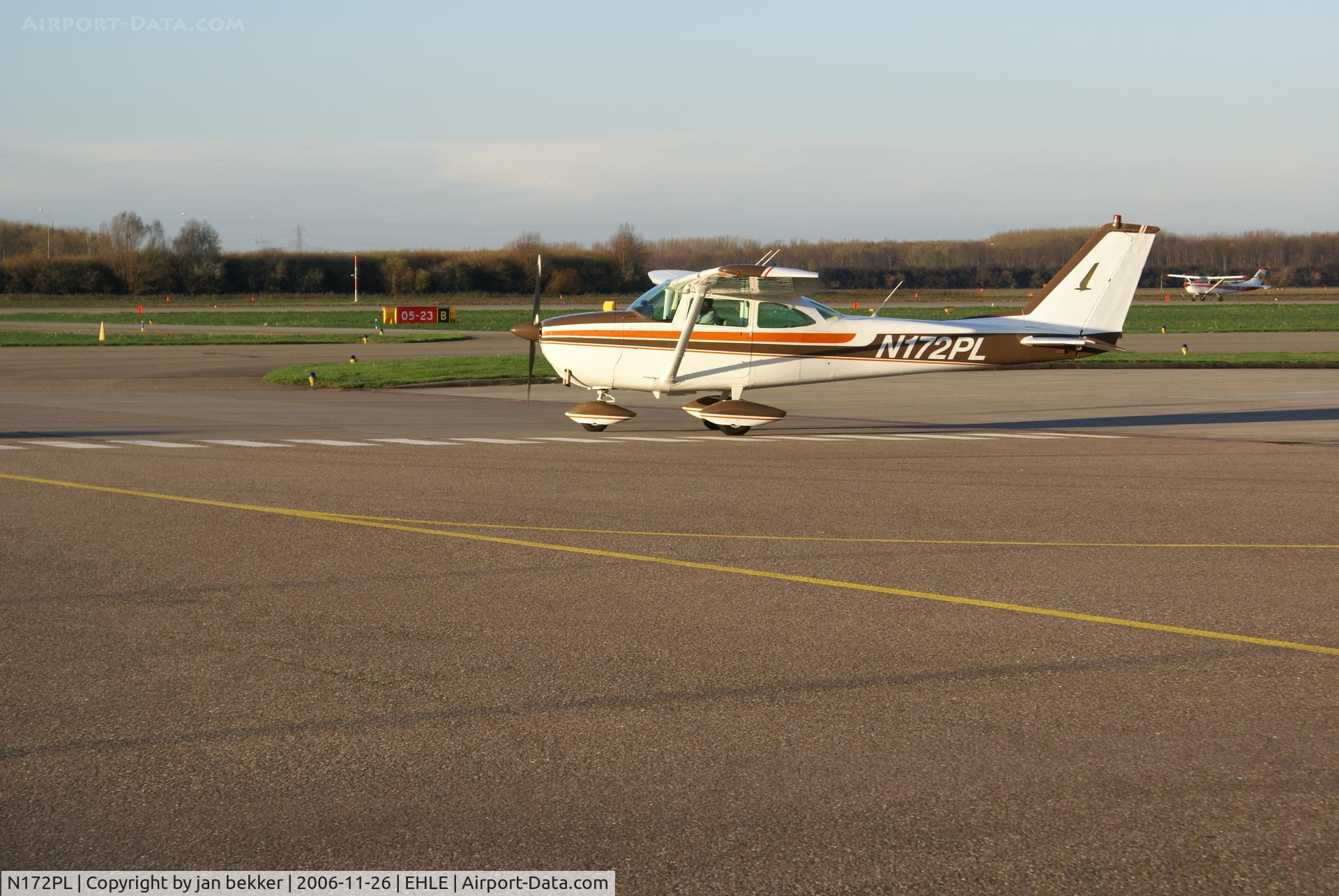 N172PL, 1964 Reims F172E Skyhawk C/N 0055, Lelystad