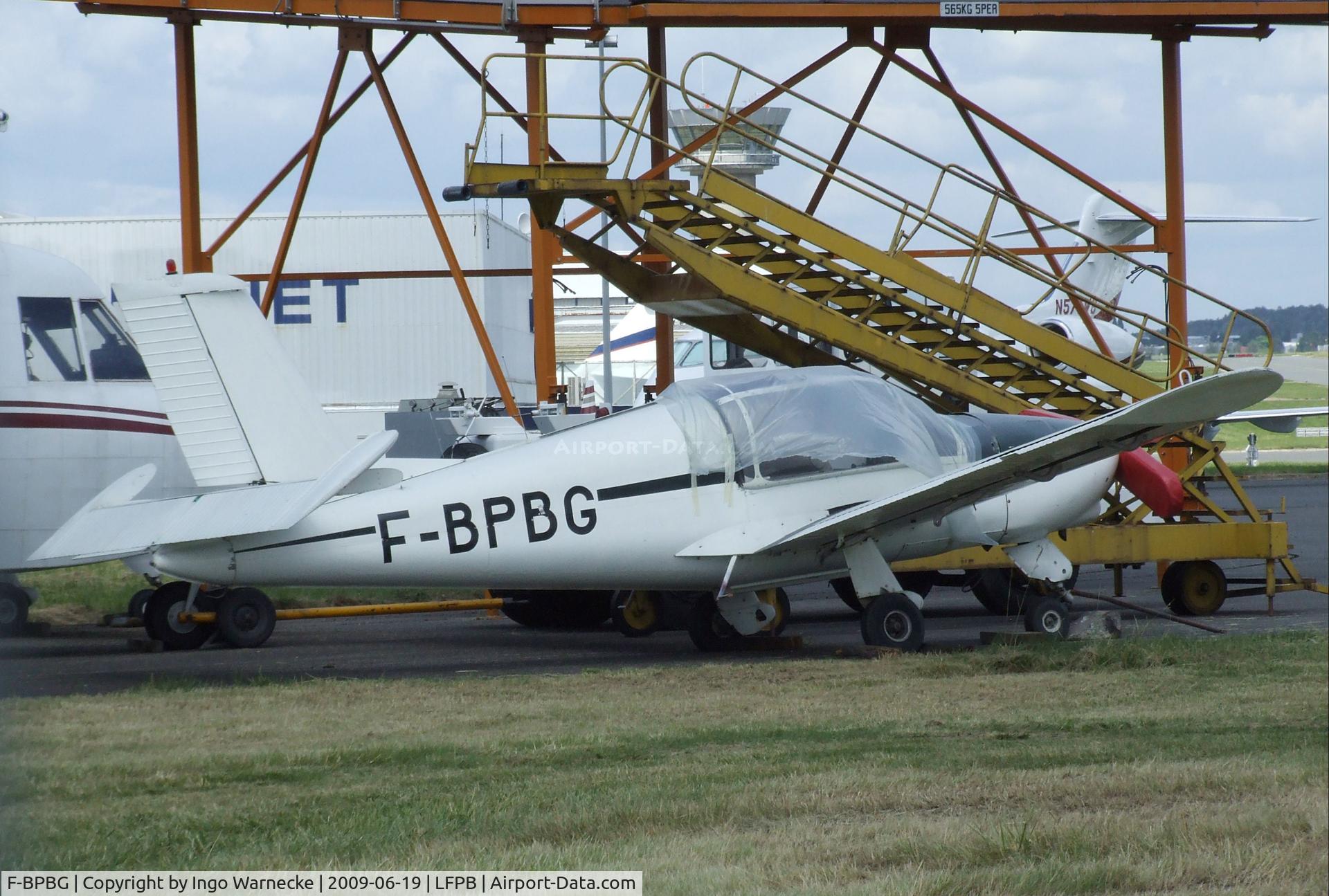 F-BPBG, Socata MS-880B Rallye Club C/N 1120, SOCATA MS.880B Rallye at Le-Bourget airport during the Aerosalon 2009, Paris