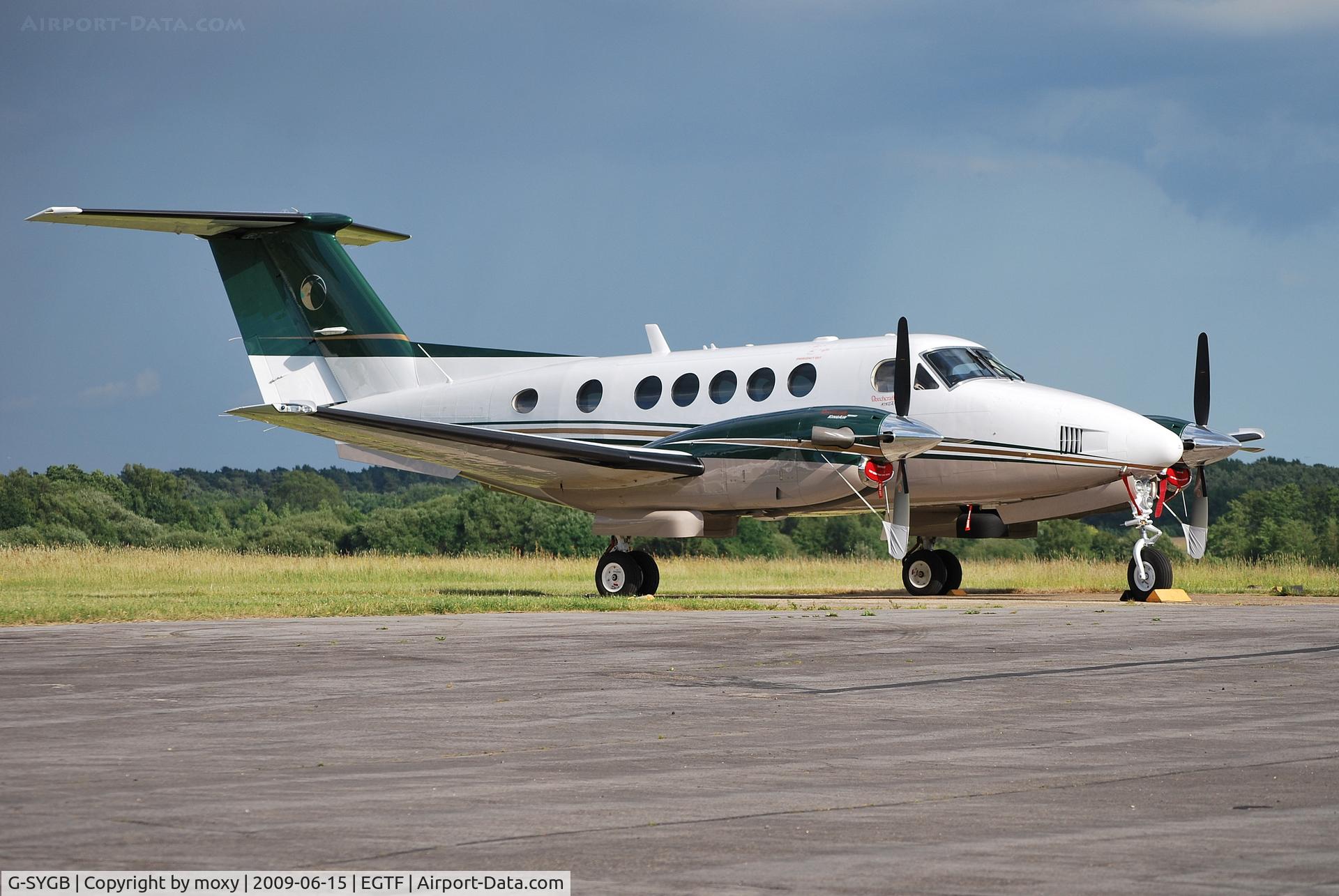 G-SYGB, 2008 Beechcraft King Air 200GT C/N BY-068, BEECHCRAFT KING AIR 200GT at Fairoaks