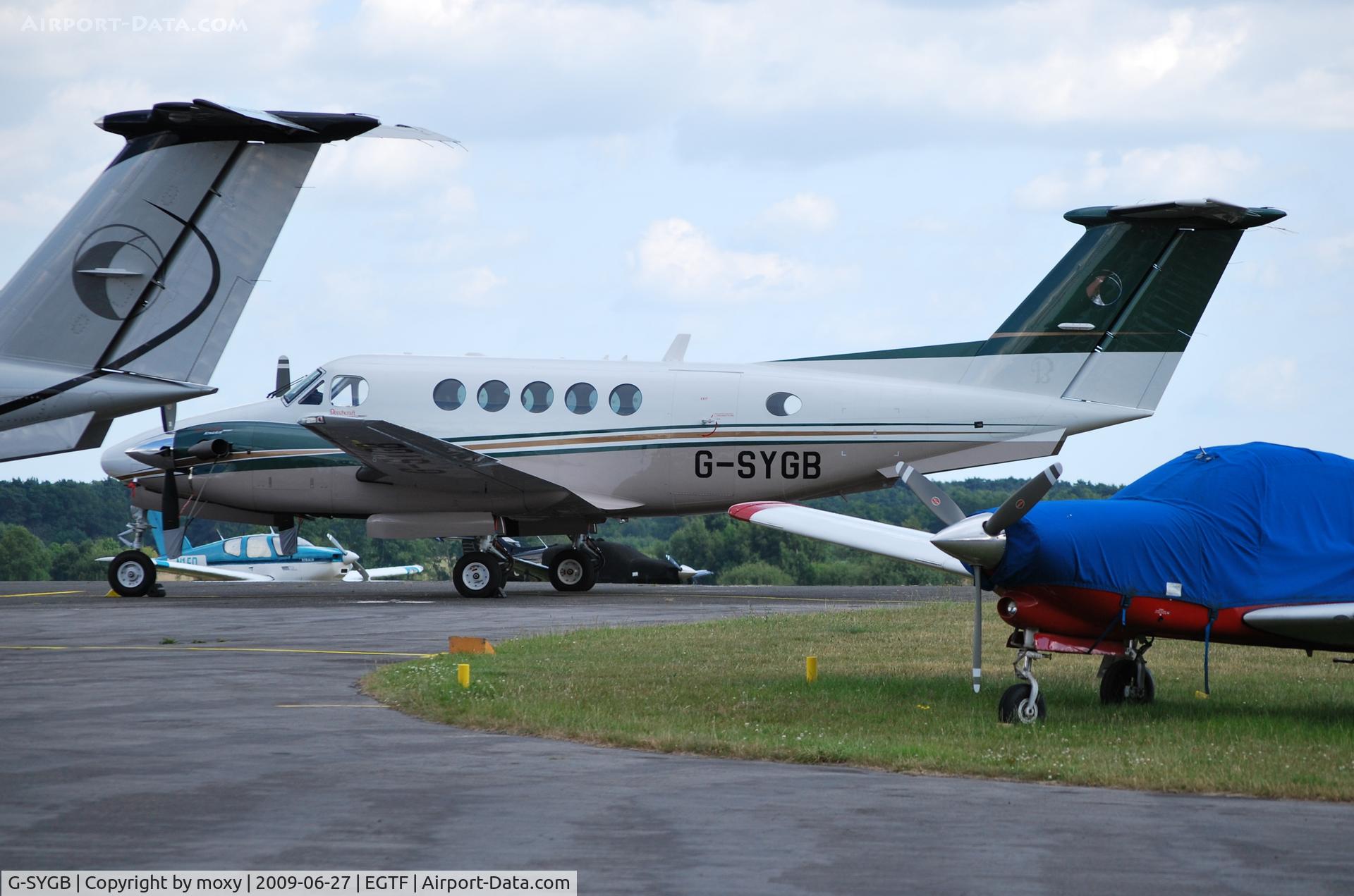 G-SYGB, 2008 Beechcraft King Air 200GT C/N BY-068, KING AIR 200GT AT FAIROAKS