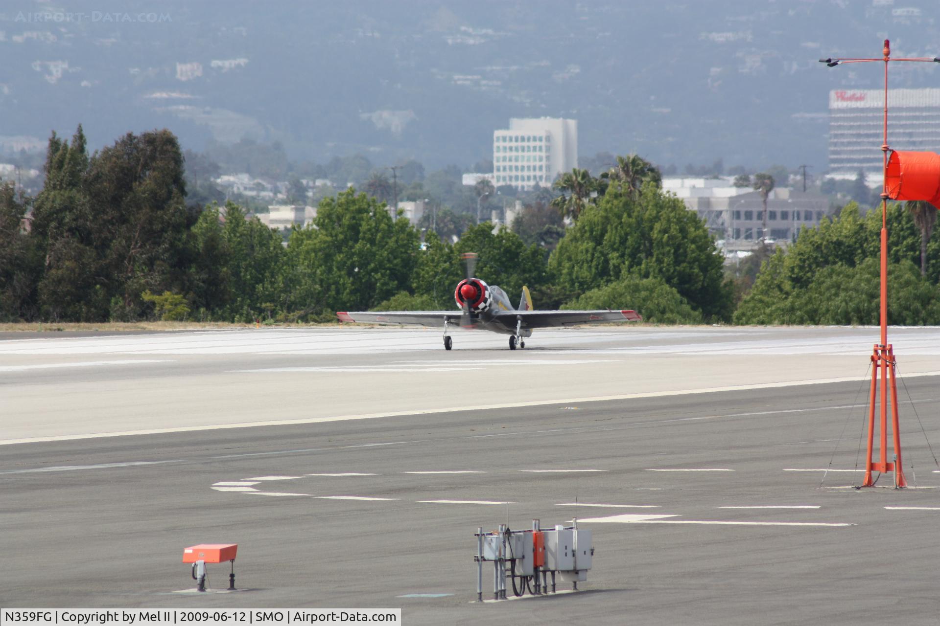 N359FG, 1984 Yakovlev Yak-50 C/N 842305, Departing RWY 21