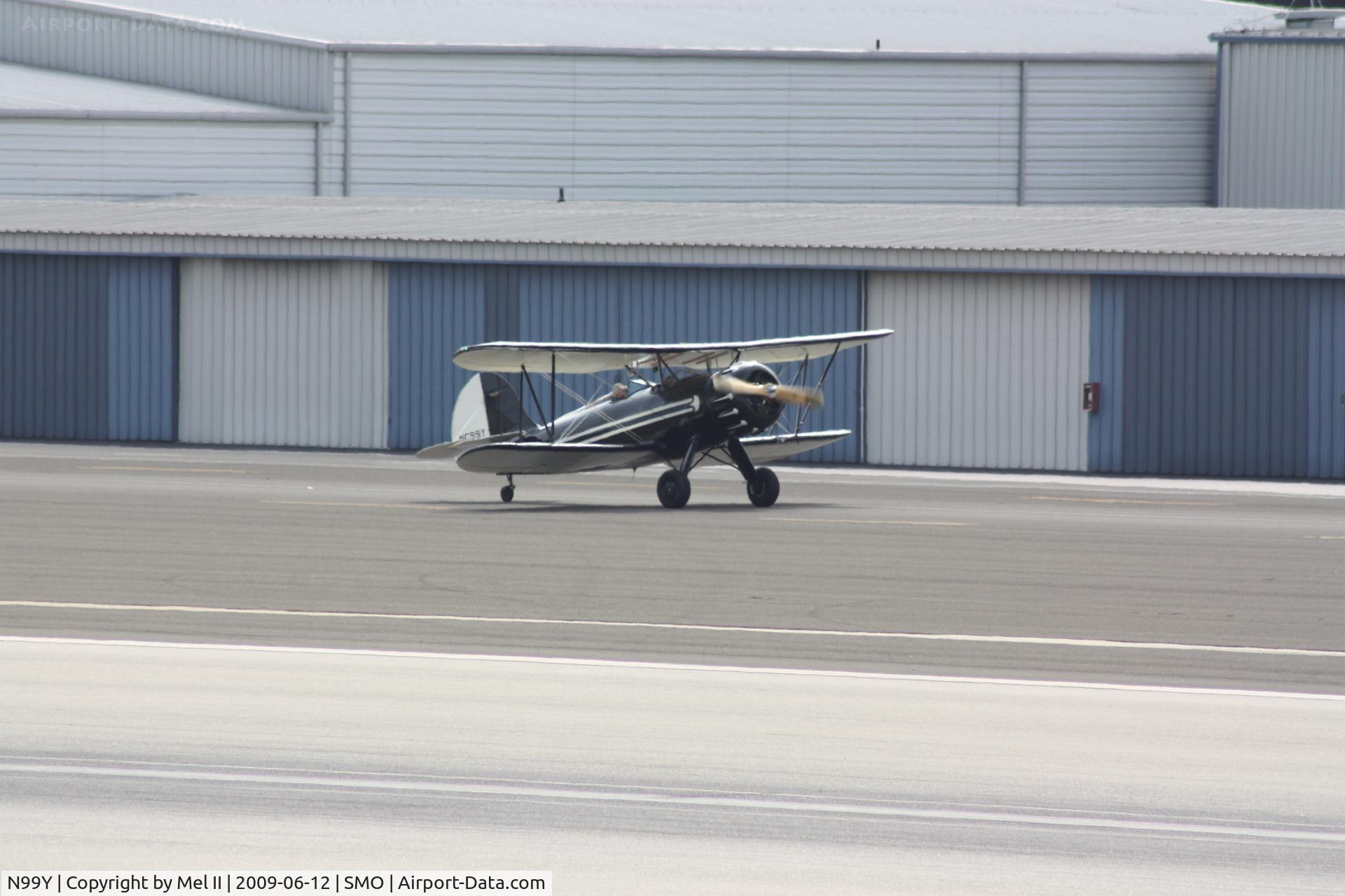 N99Y, 1986 Waco YMF C/N F5-002, Taxiing For Departure RWY 21