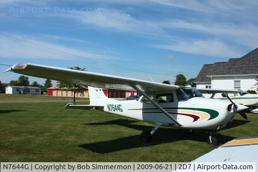 N7644G, 1970 Cessna 172L C/N 17259344, Father's Day fly-in at Beach City, Ohio