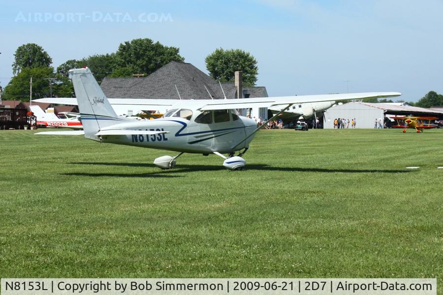 N8153L, 1967 Cessna 172H C/N 17256353, Departing 28 at the Beach City, Ohio Father's Day fly-in.