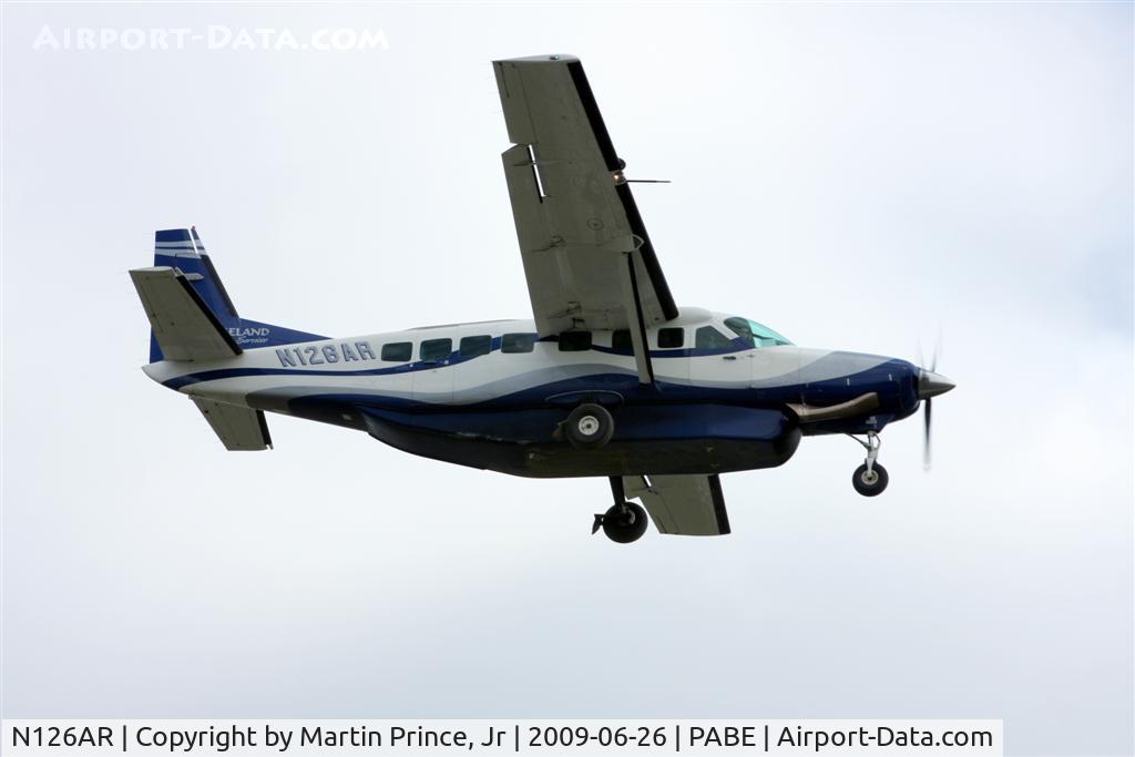 N126AR, 2002 Cessna 208B Grand Caravan C/N 208B1004, Landing 18 Bethel