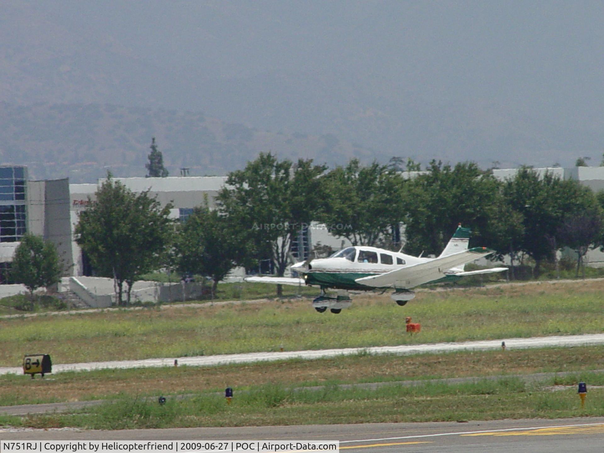 N751RJ, 1980 Piper PA-28-236 Dakota C/N 28-8011108, Landing on 26R