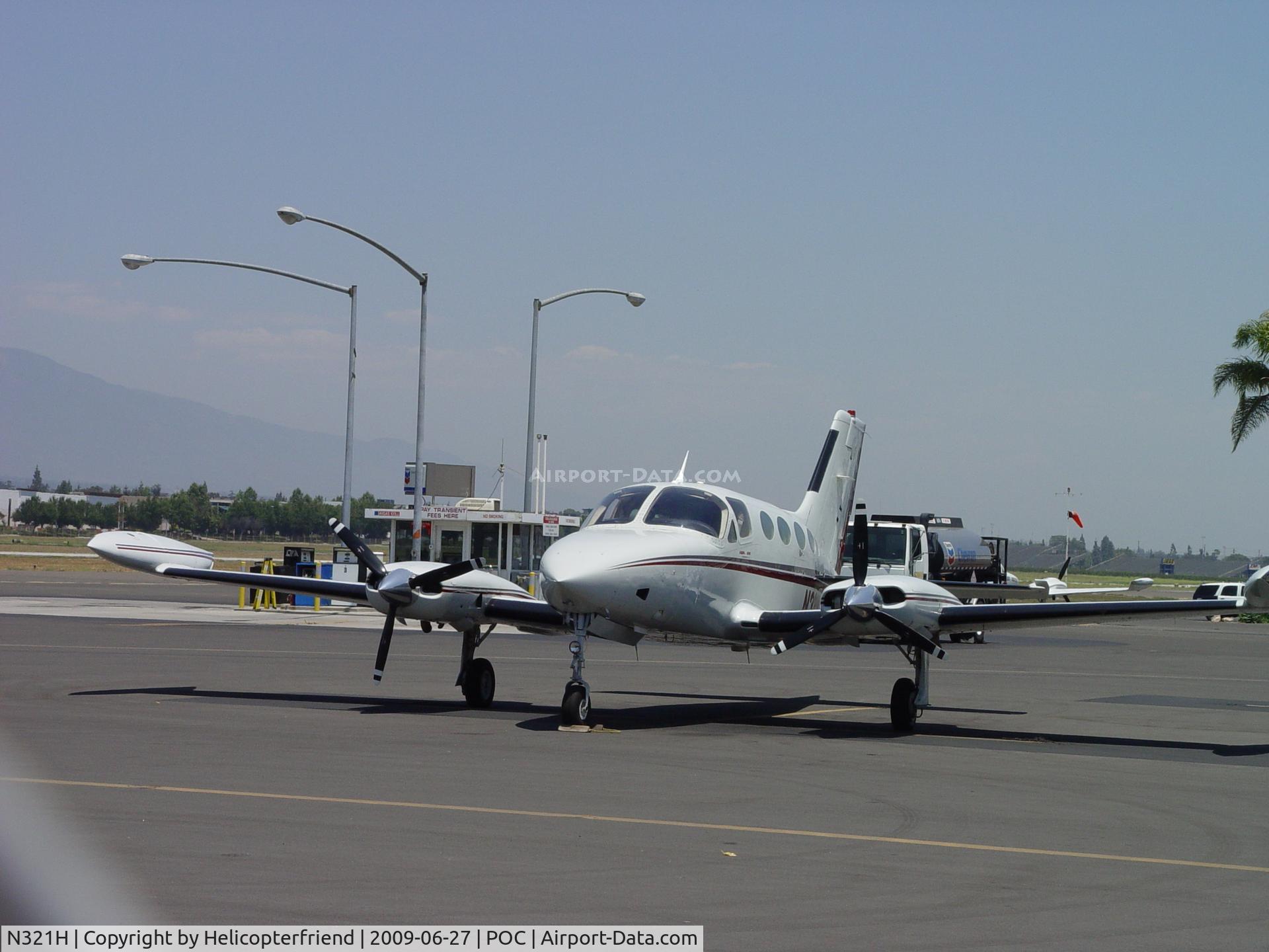 N321H, 1975 Cessna 414 Chancellor C/N 414-0625, Parked in Transient Parking