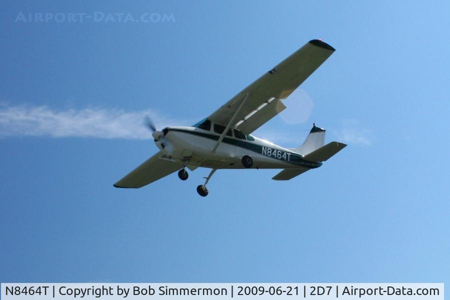 N8464T, 1959 Cessna 182C Skylane C/N 52364, Final approach for 28 at Beach City during the Father's Day fly-in.