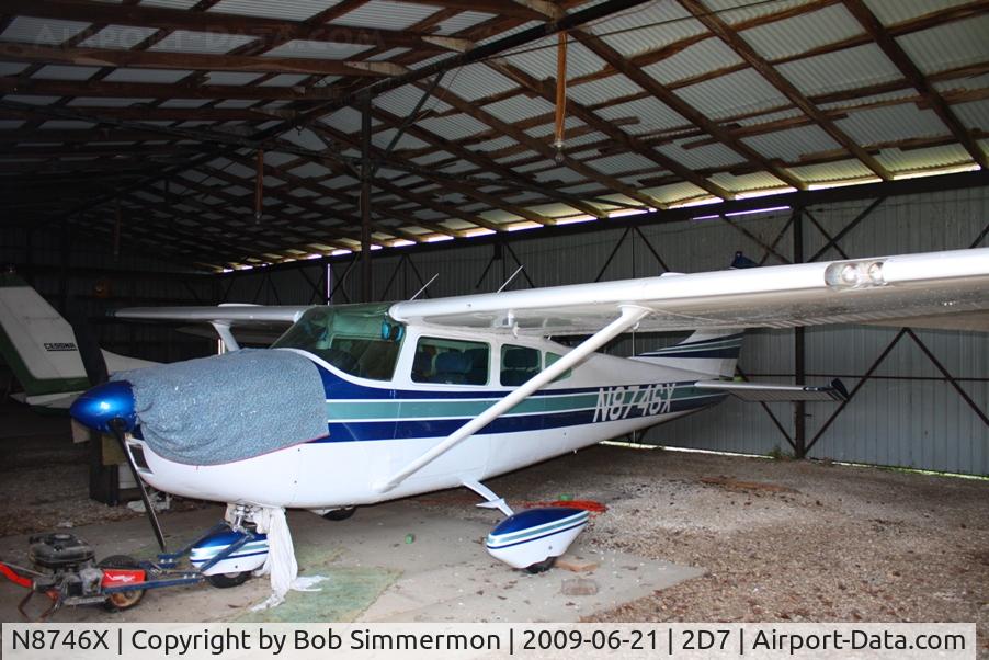 N8746X, 1961 Cessna 182D Skylane C/N 18253146, In her crib at Beach City, Ohio