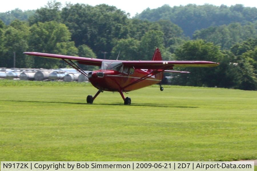 N9172K, 1947 Stinson 108-1 Voyager C/N 108-2172, Landing on 28 at the Beach City, Ohio Father's Day fly-in.