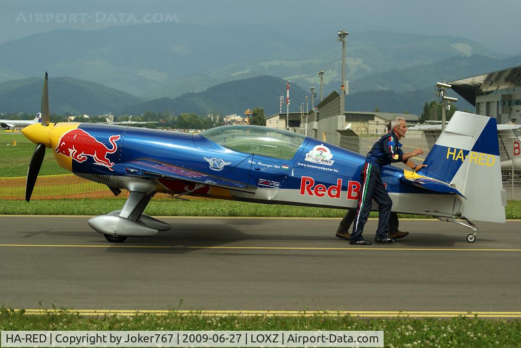 HA-RED, Extra EA-300S C/N 1032, Flying Bulls Extra 300S
