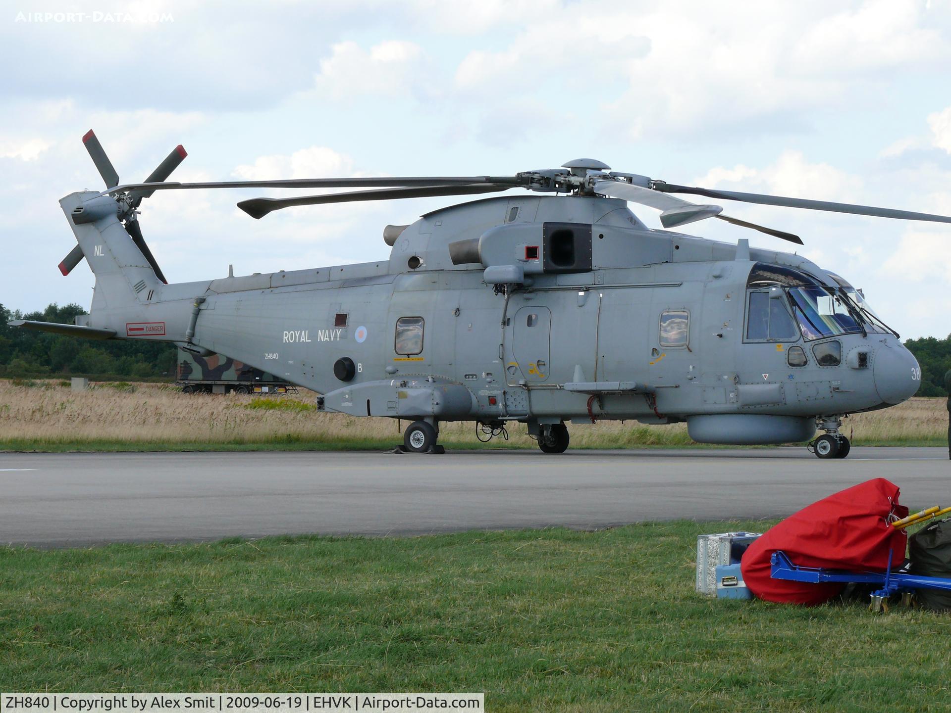 ZH840, AgustaWestland EH-101 Merlin HM1 (Mk111) C/N 50085/RN20, EH Industries EH101 Merlin HM1 ZH840/38NL Royal Navy