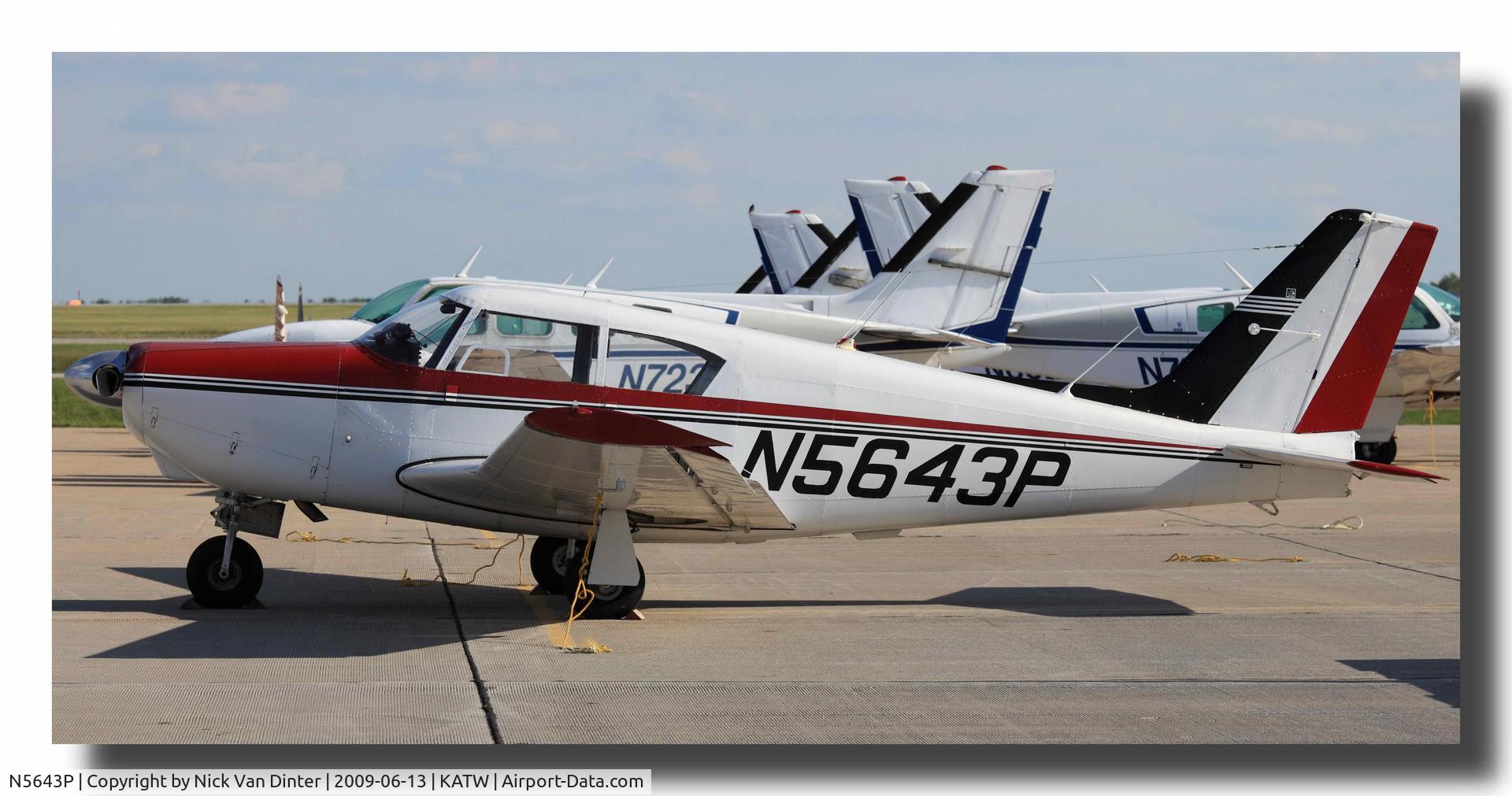 N5643P, 1959 Piper PA-24-250 Comanche C/N 24-713, Sitting on the Ramp