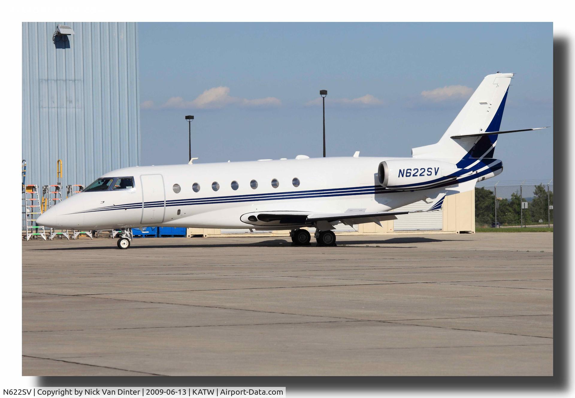 N622SV, 2000 Israel Aircraft Industries IAI-1126 Galaxy C/N 015, Sitting on the Ramp