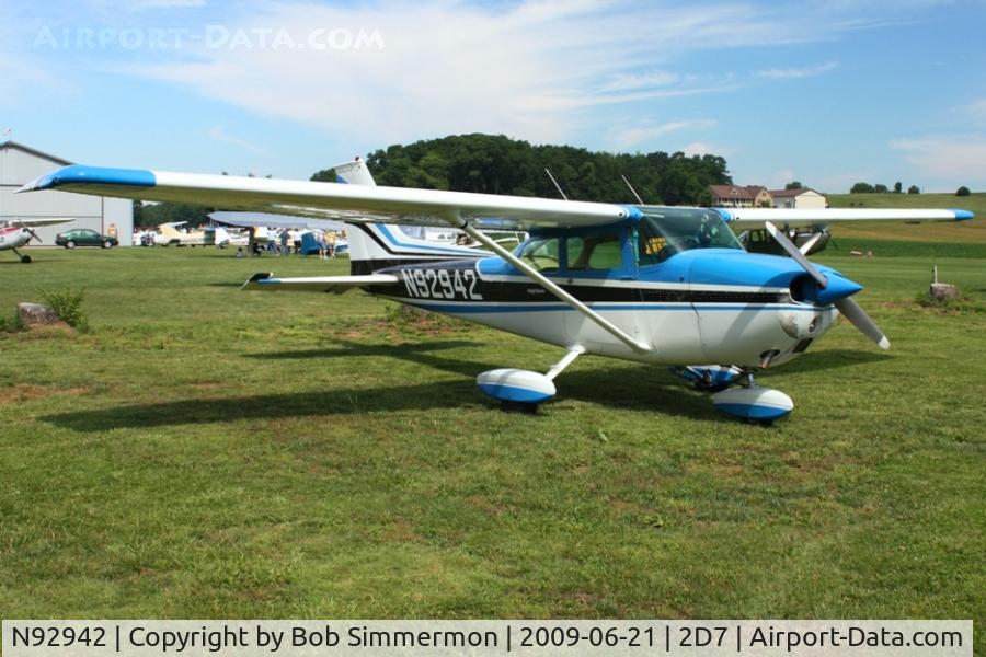 N92942, 1973 Cessna 172M C/N 17261654, Father's Day fly-in at Beach City, Ohio