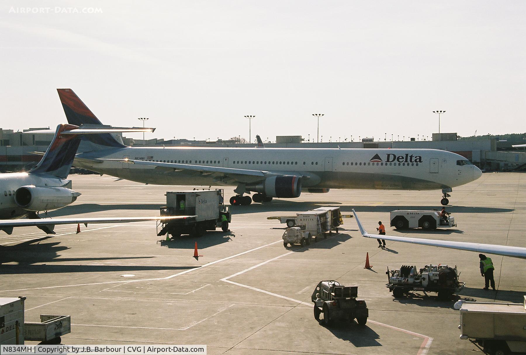 N834MH, 2000 Boeing 767-432/ER C/N 29707, N/A