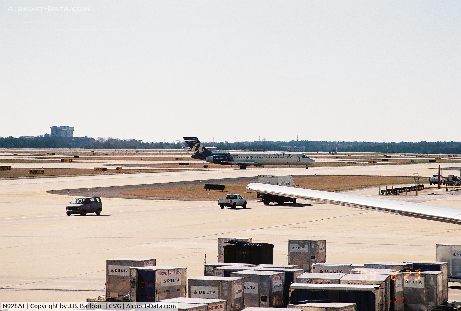 N928AT, 2000 Boeing 717-200 C/N 55076, N/A