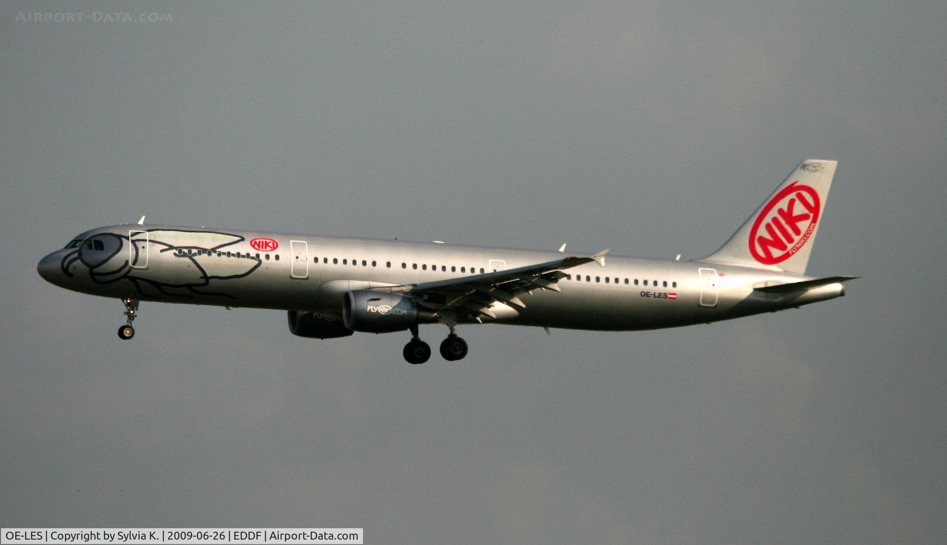 OE-LES, 2008 Airbus A321-211 C/N 3504, NIKI