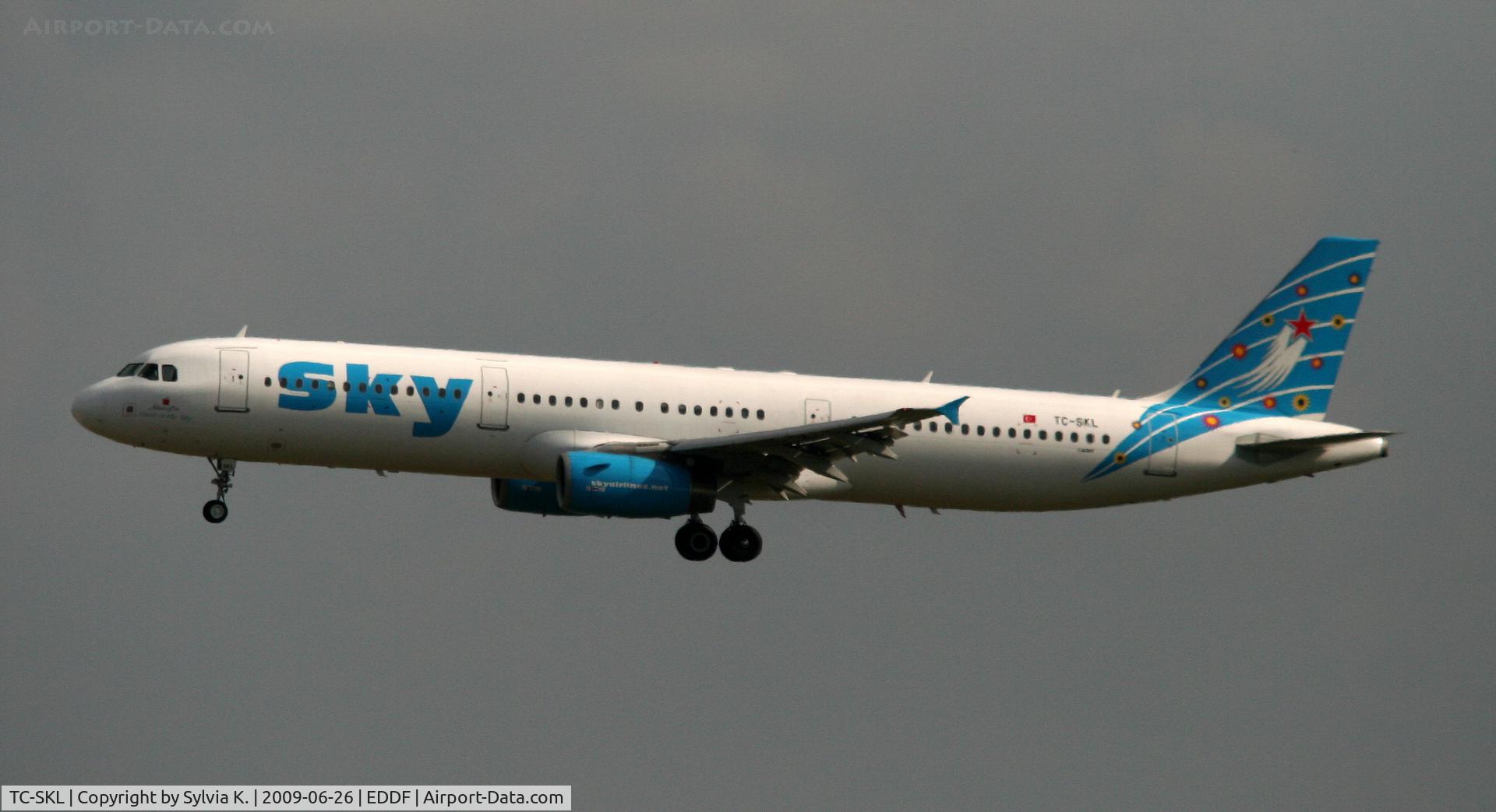 TC-SKL, 2002 Airbus A321-231 C/N 1670, SKY